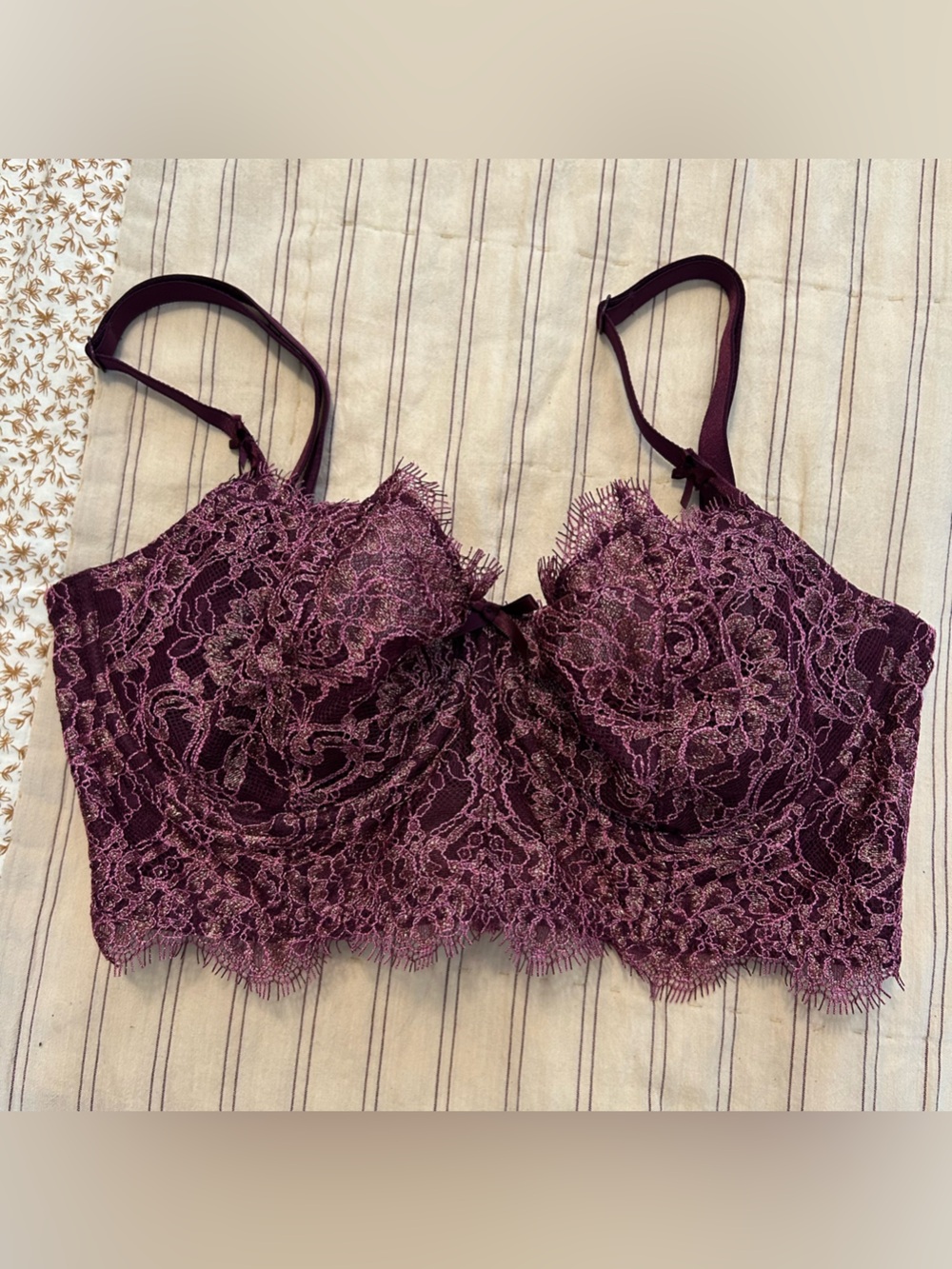 Victoria’s Secret burgundy lace bra size 32DD
